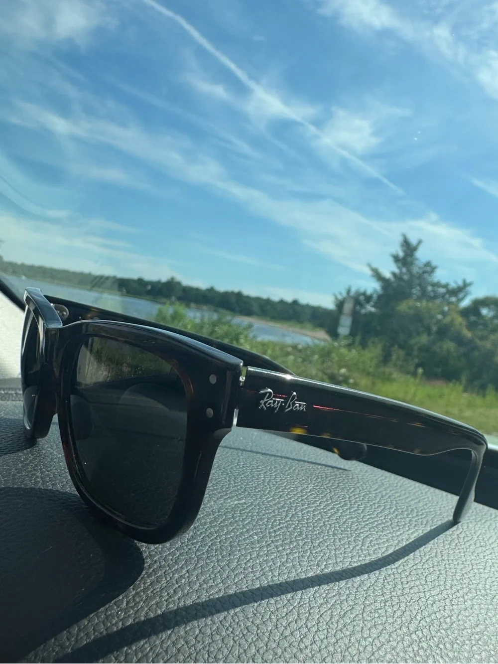 Ray ban tortoise classic sunglass used rb2283 Burbank